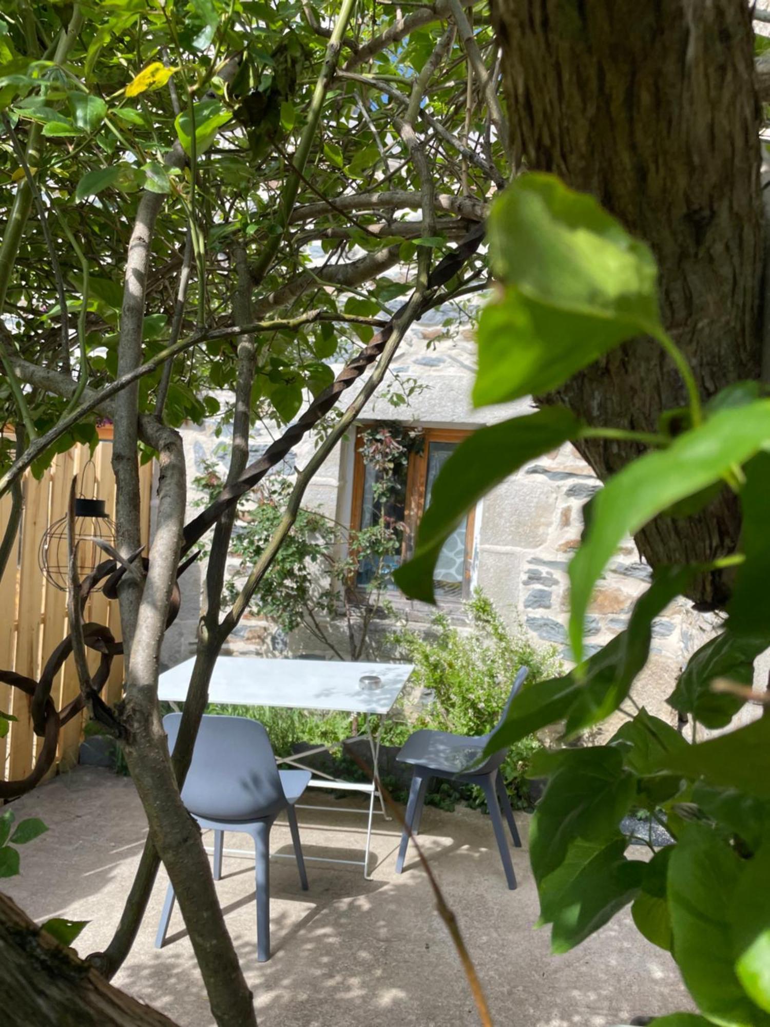 La maison lilas Le Pertuis Luaran gambar